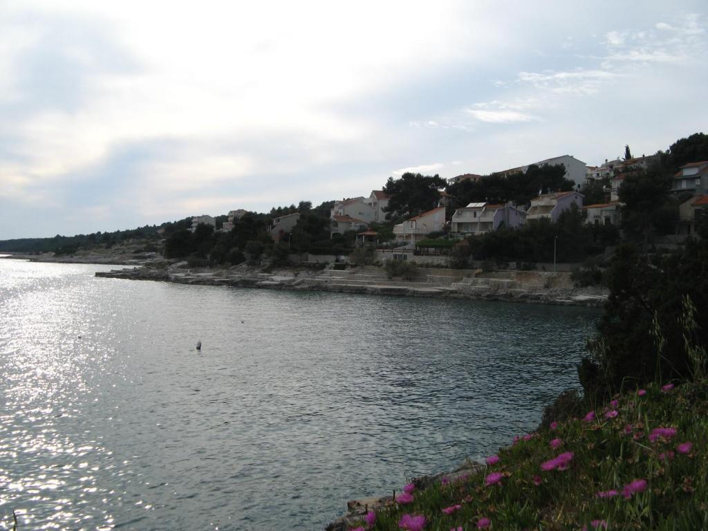 Otok *