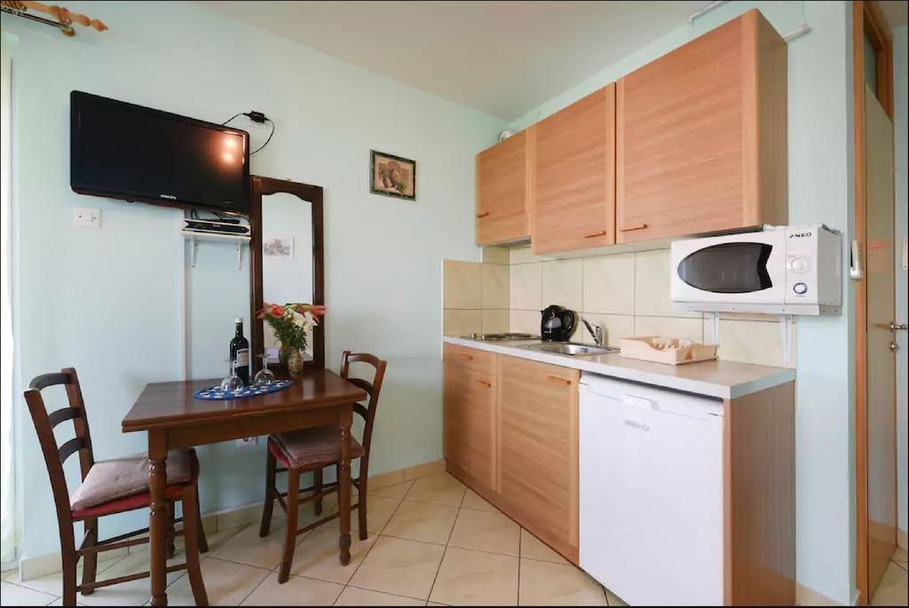Apartment Otok *