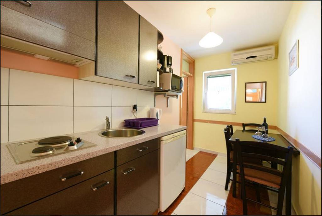 Apartment Otok *