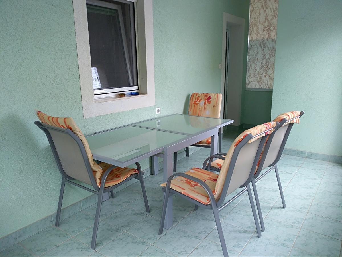 Apartment Otok Trogir